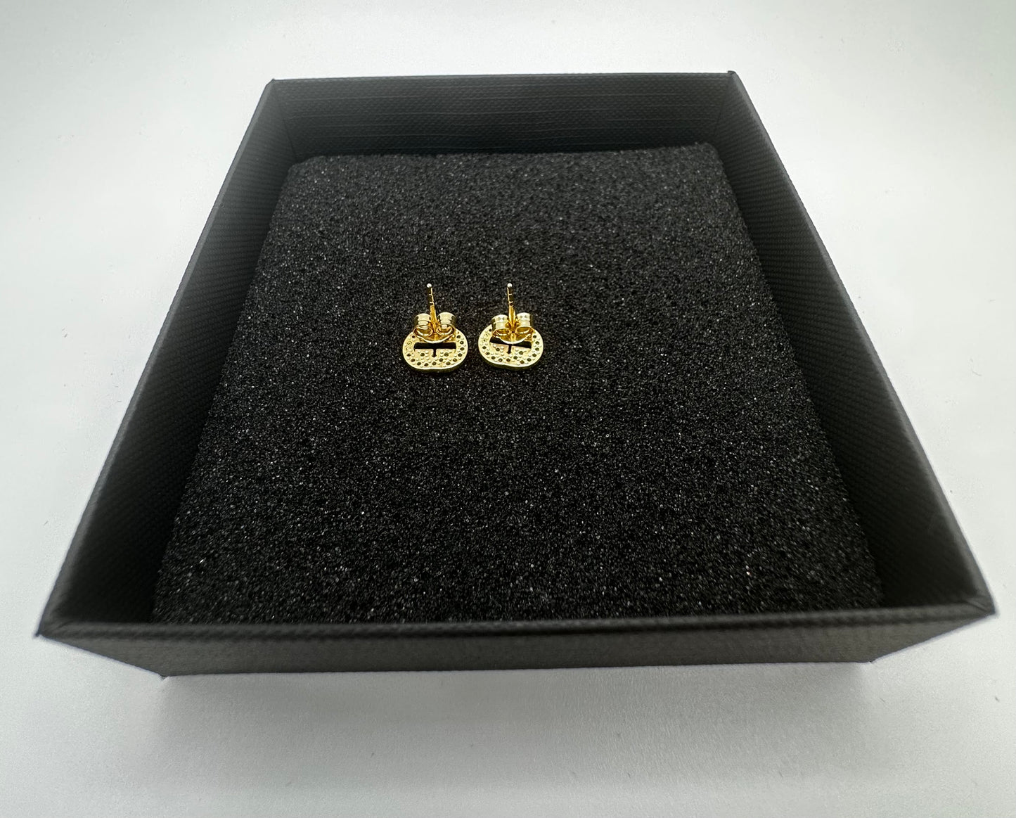 14k Gold GG Earrings