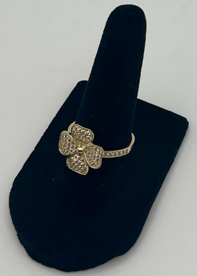 14k Gold Clover Ring