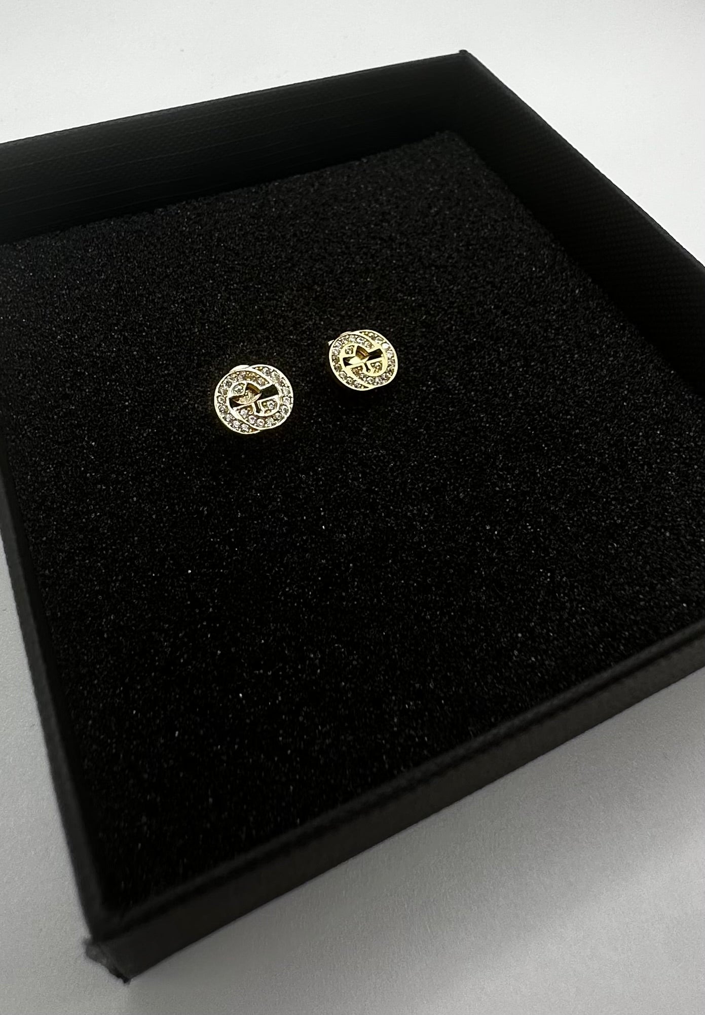 14k Gold GG Earrings