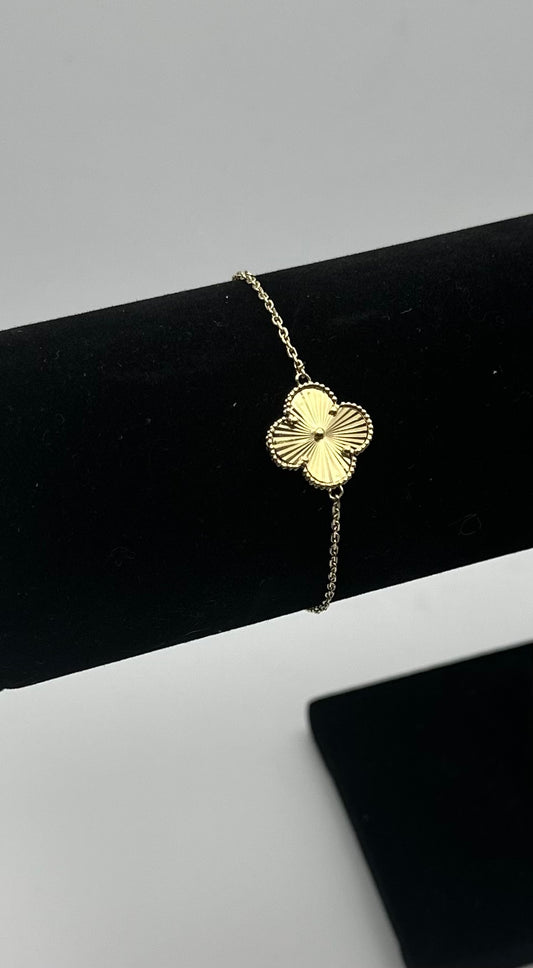 14k Gold Single Gold Clover Bracelet