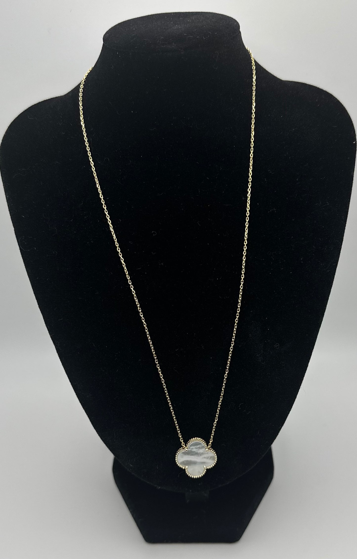 14k Gold Single White Clover Necklace
