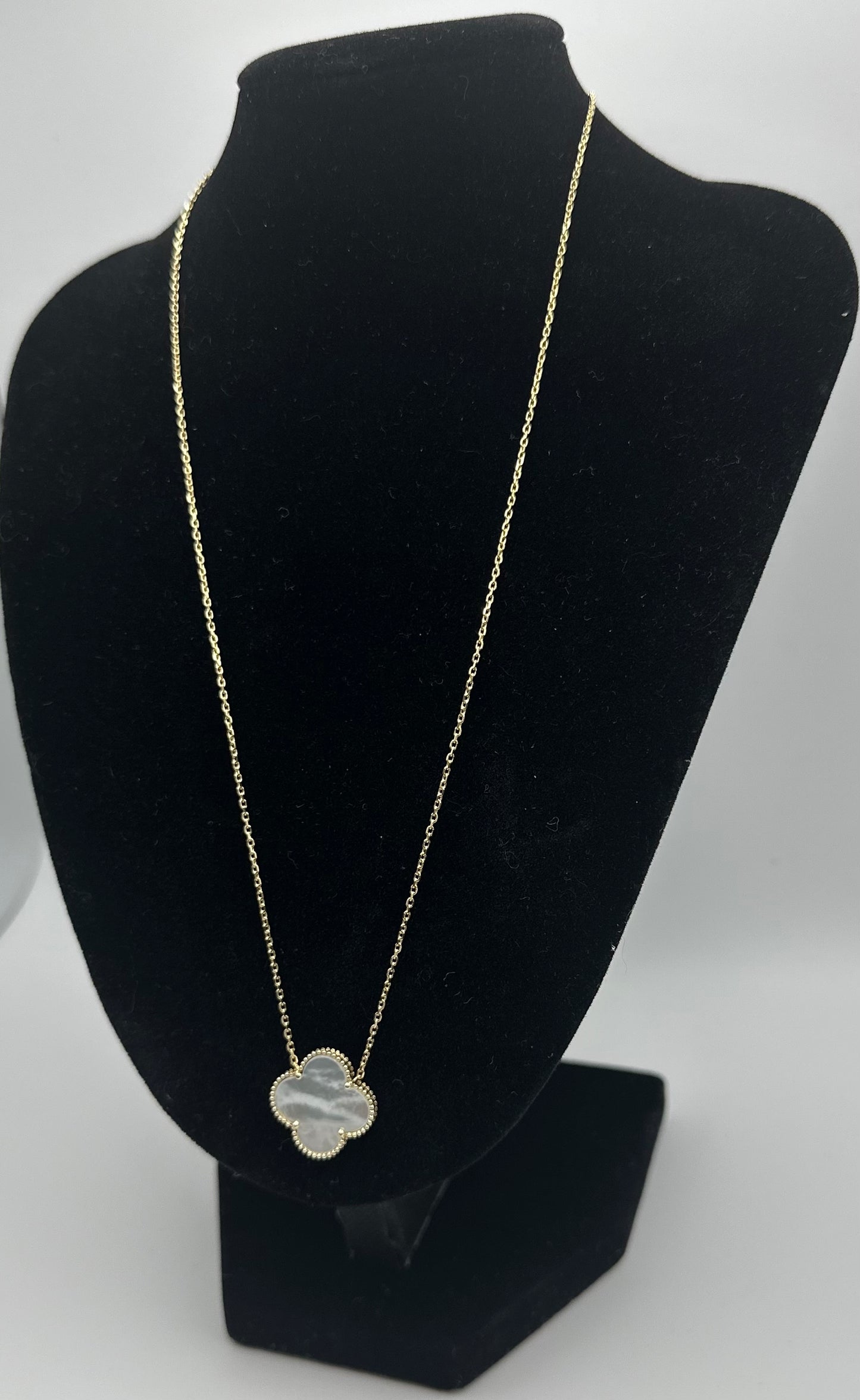14k Gold Single White Clover Necklace