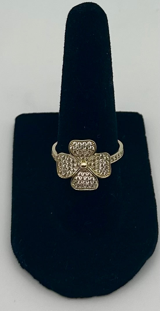 14k Gold Clover Ring