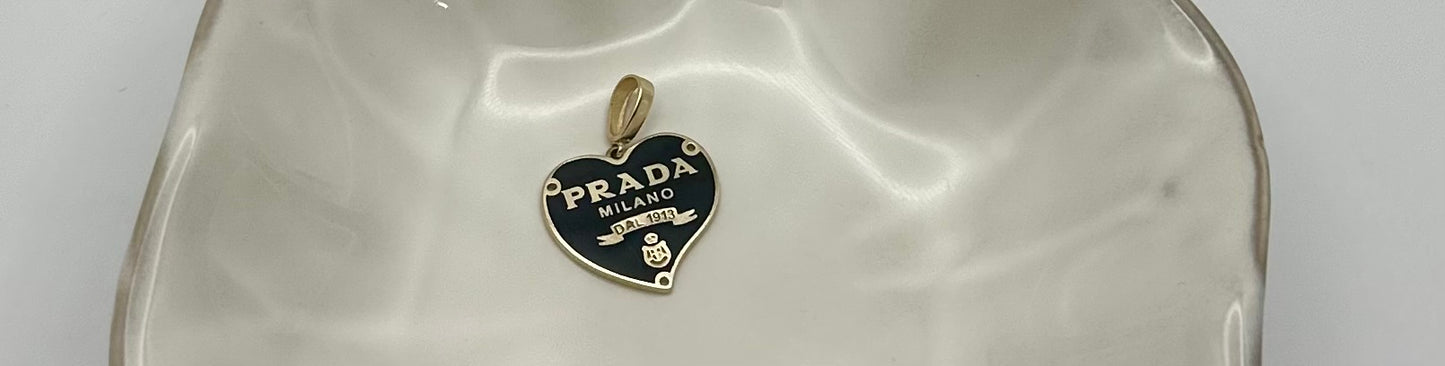 14k Gold Black Heart Pendant